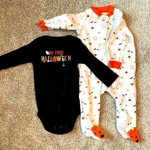 Carters just one you baby Halloween clothing fall pumpkin sleeper size 6m